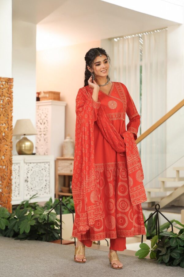 Avivsta Orange Embroidered Kurta Set